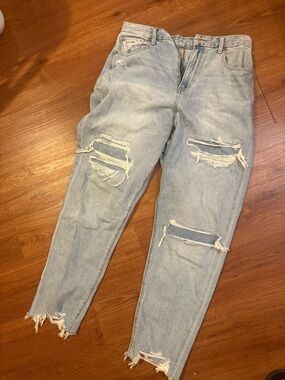 American Eagle Outfitters distressed curvy mom Jeans